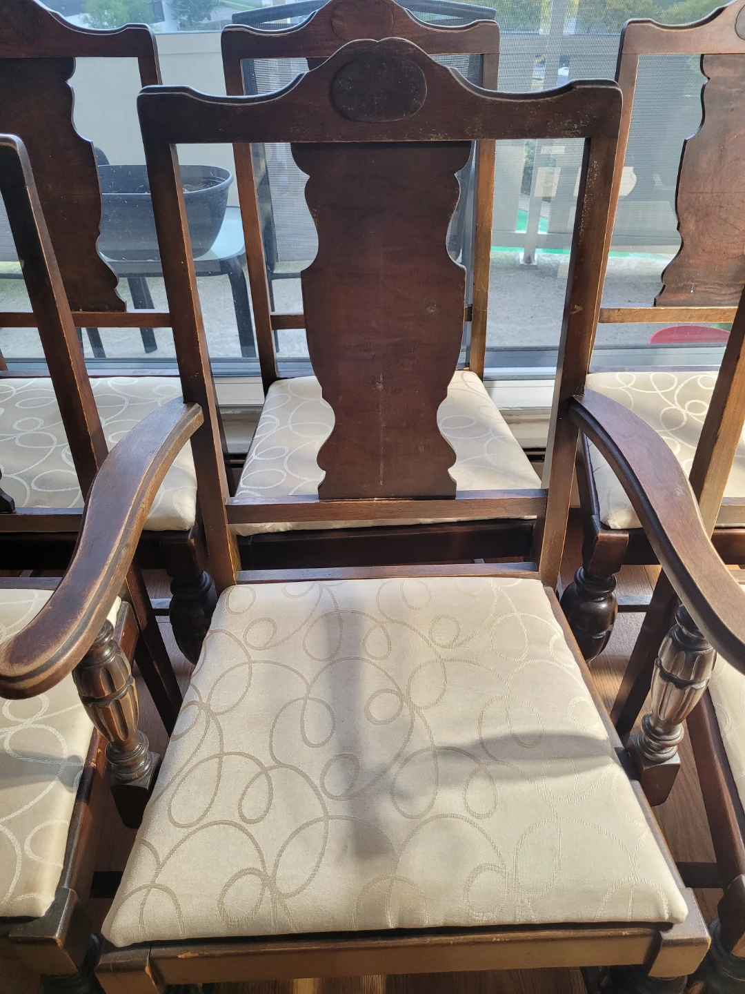 Set of 6 Antique Style Wooden Dining Chairs - photo 4
