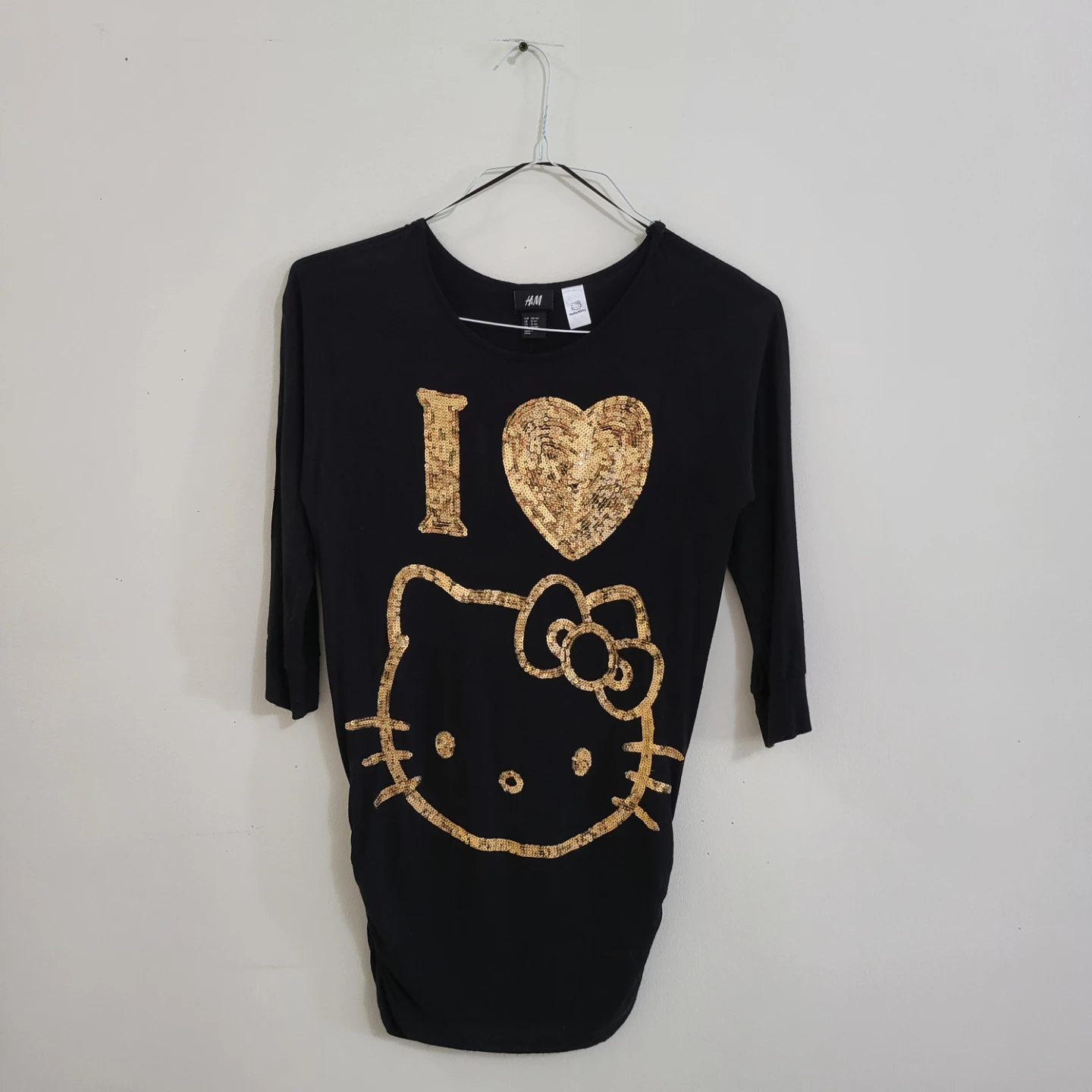 H&M x Hello Kitty Gold Sequin Long Top / T-shirt (Size XS-S )