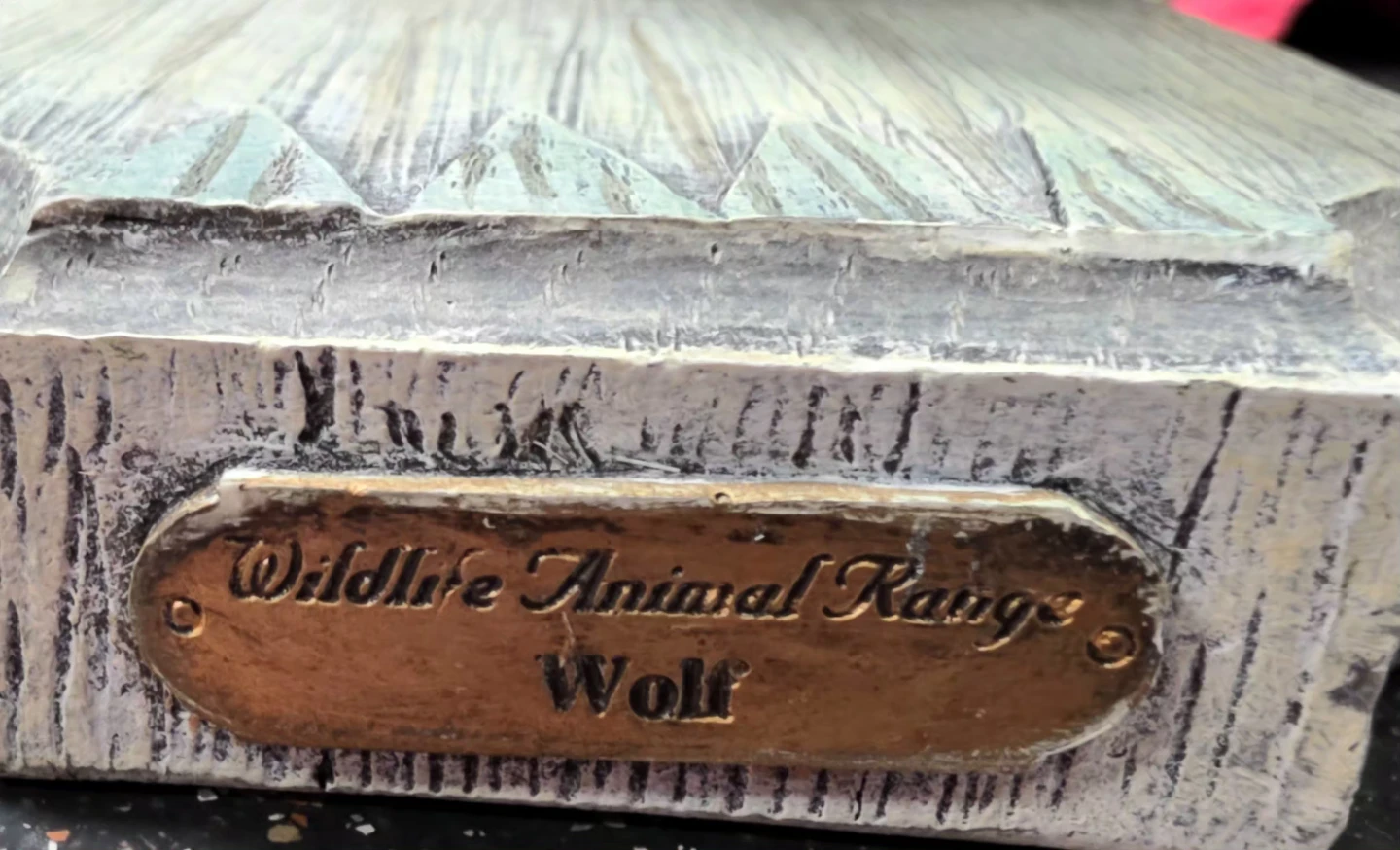Wildlife Animal Range Wolf Bookends - photo 3