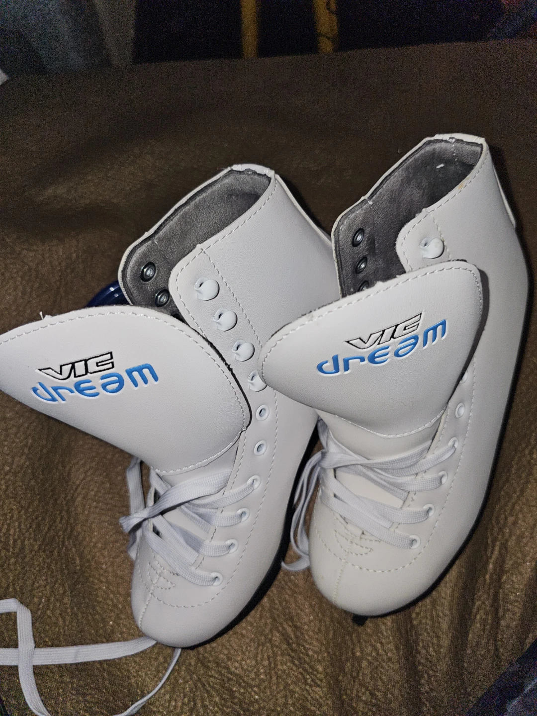 Brand New Vic Hockey Figure Skates - Women’s Size 6