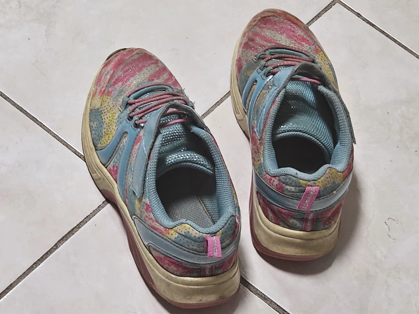 Girls colorful sneakers (lights up) - photo 2
