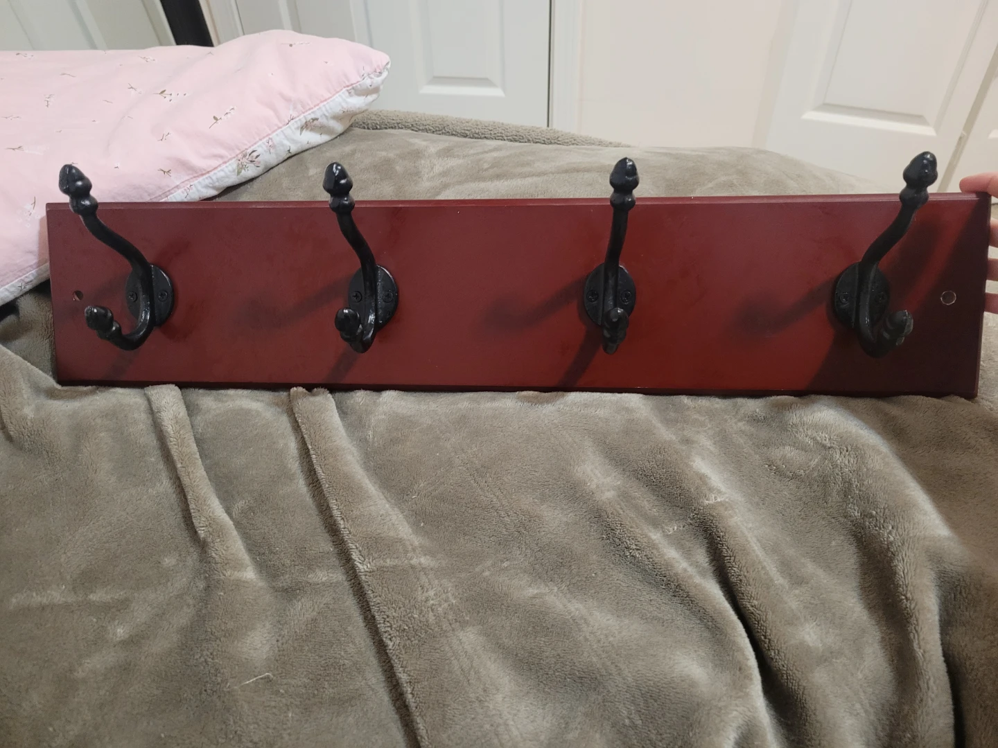 Wooden Wall Hook Rack with 4 Hooks