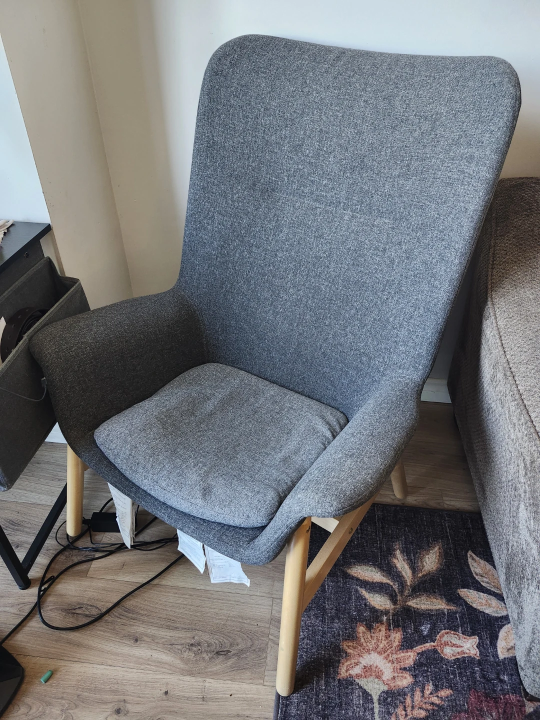 IKEA VEDBO Modern Grey Accent Chair - photo 2