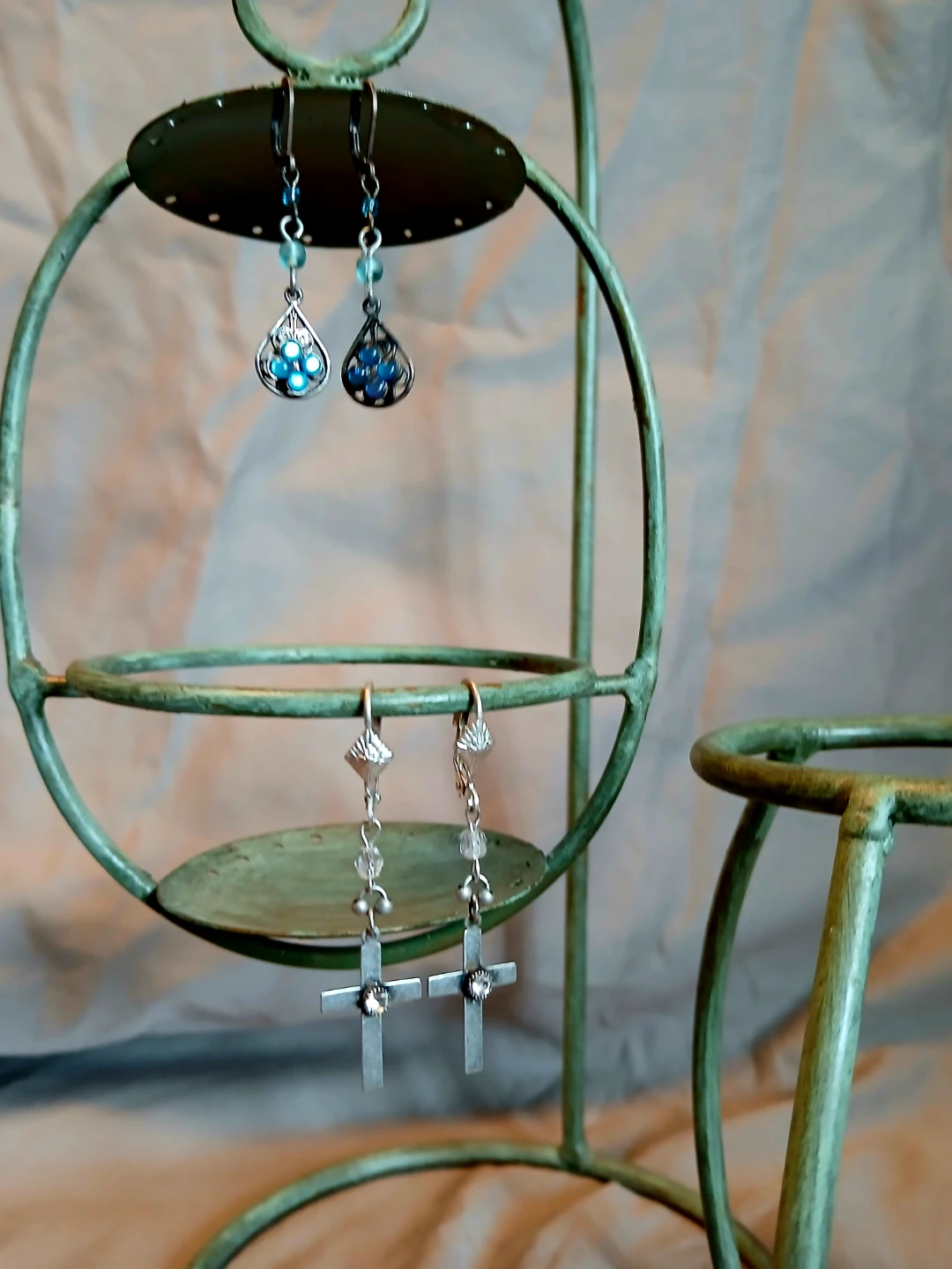 Set of 3 Metal Earring Stands - photo 2