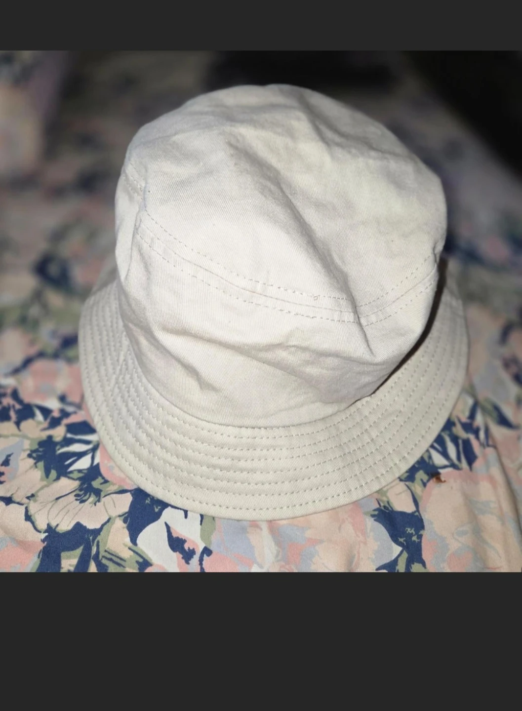 Big Accessories 'Whitey's Ice Cream' Beige Bucket Hat in a XL - photo 2