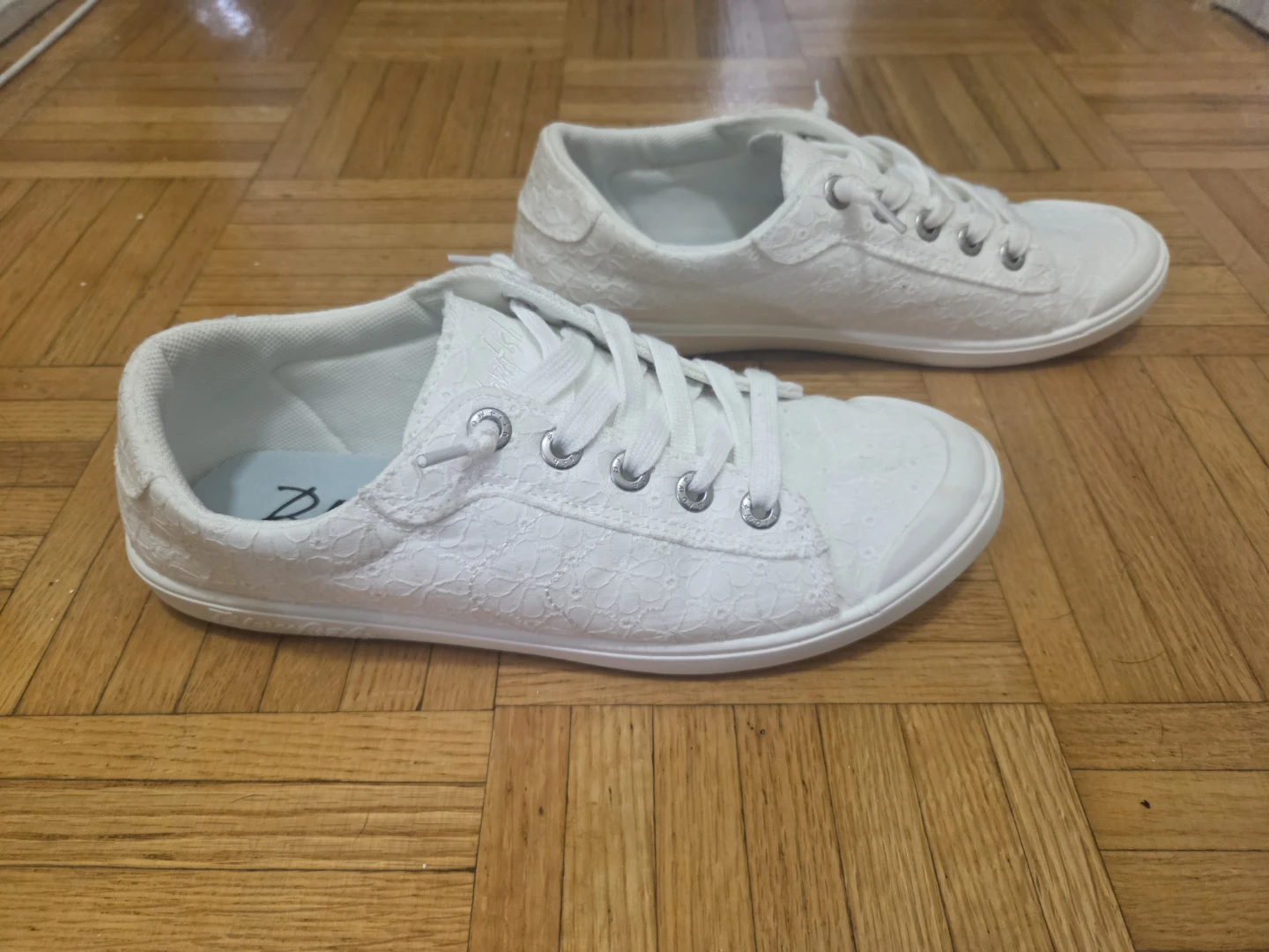 Blowfish Malibu White Lace Sneakers - photo 3