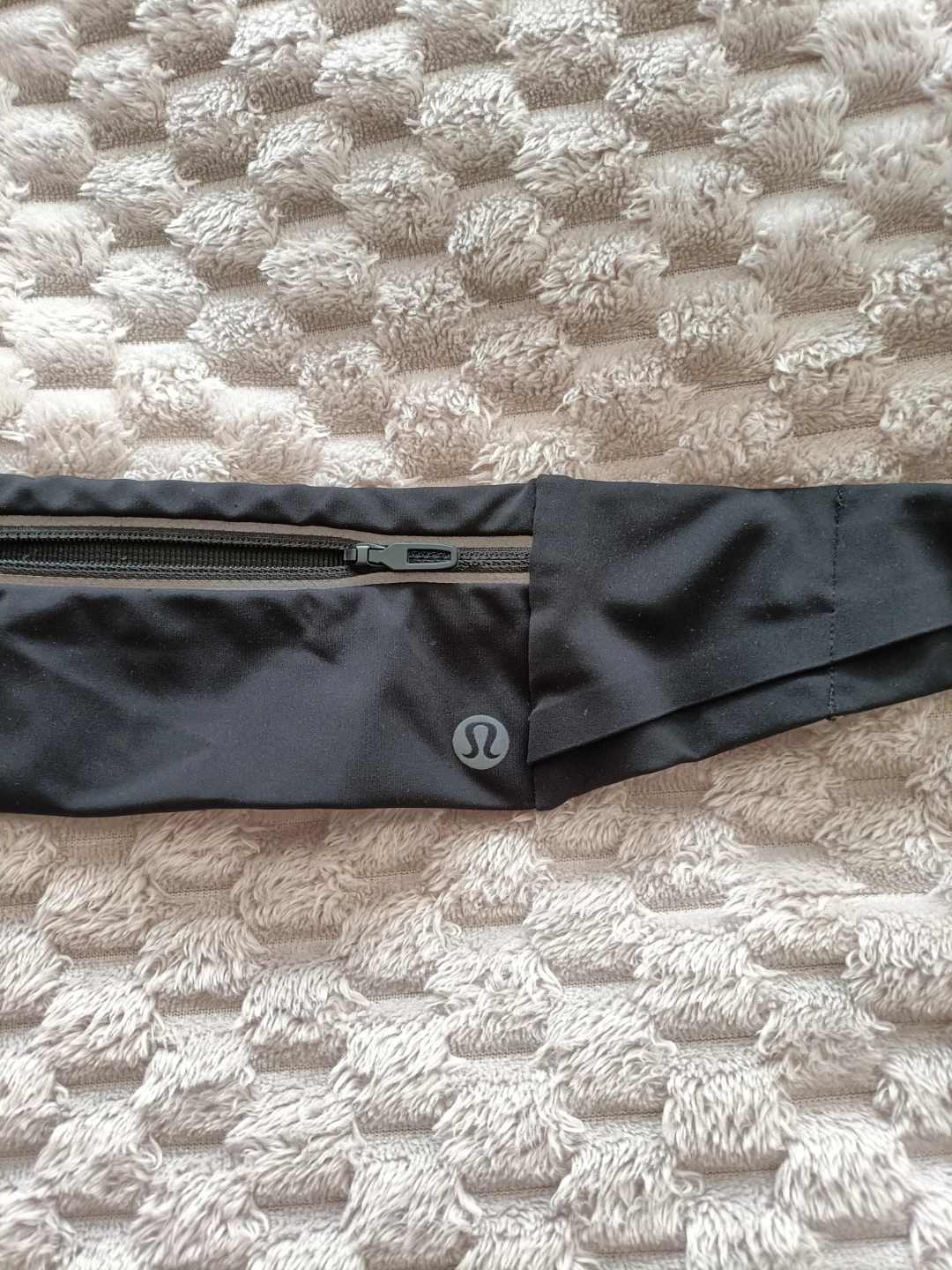 Lululemon Running Belt - photo 2