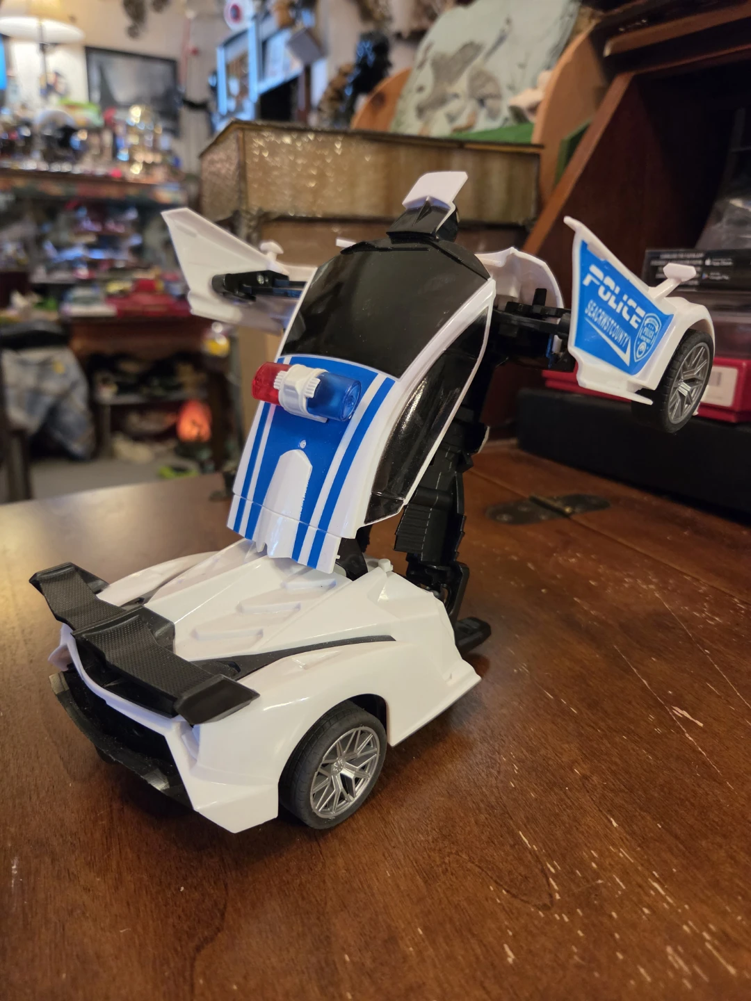 Remote Controlled Police Car Transformer - photo 3