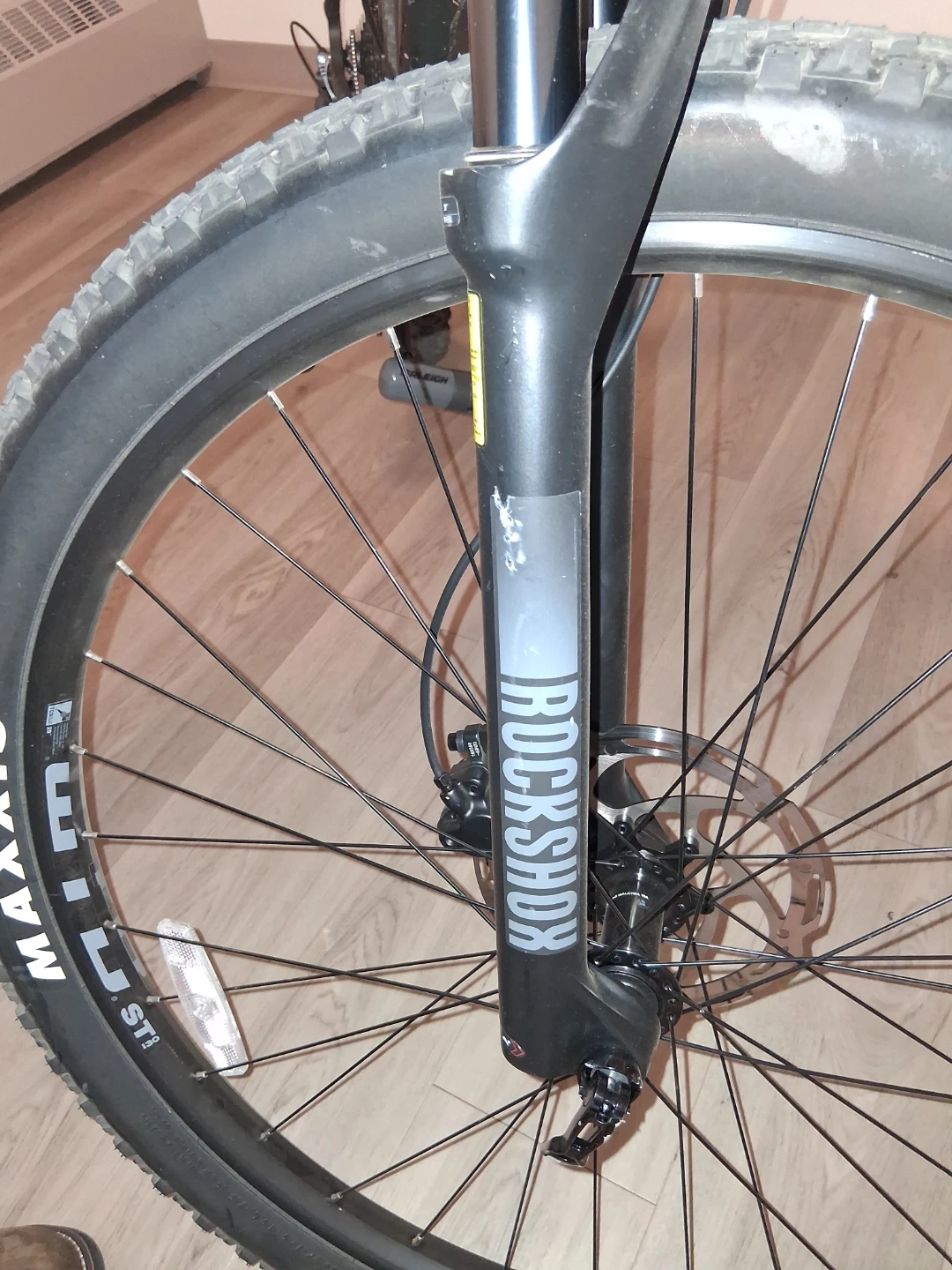 29" 700cc Diamondback Crimson Hardtail - photo 4