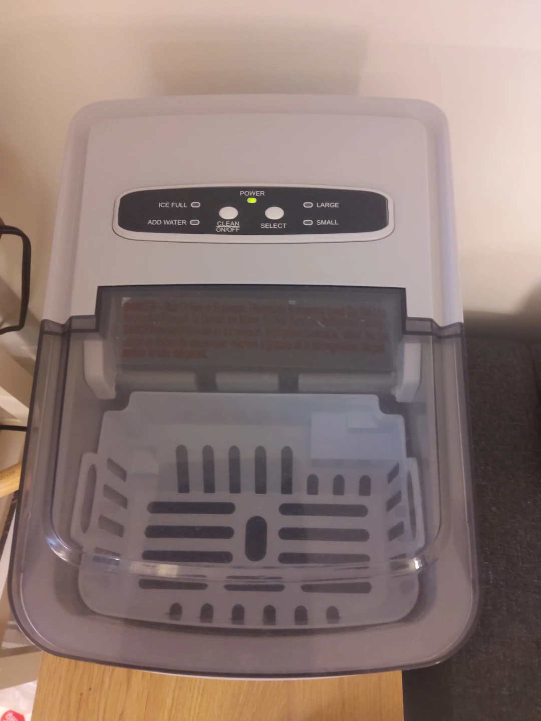 Frigidaire Countertop Ice Maker - photo 2