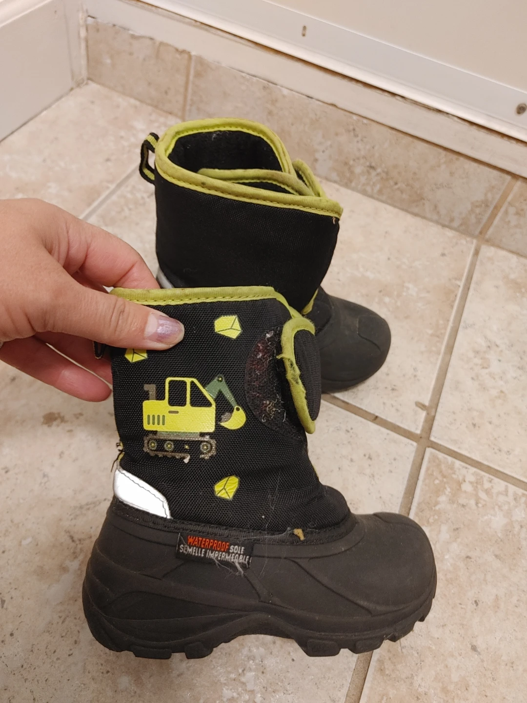 Kids Excavator Winter Boots Size 9 - photo 2