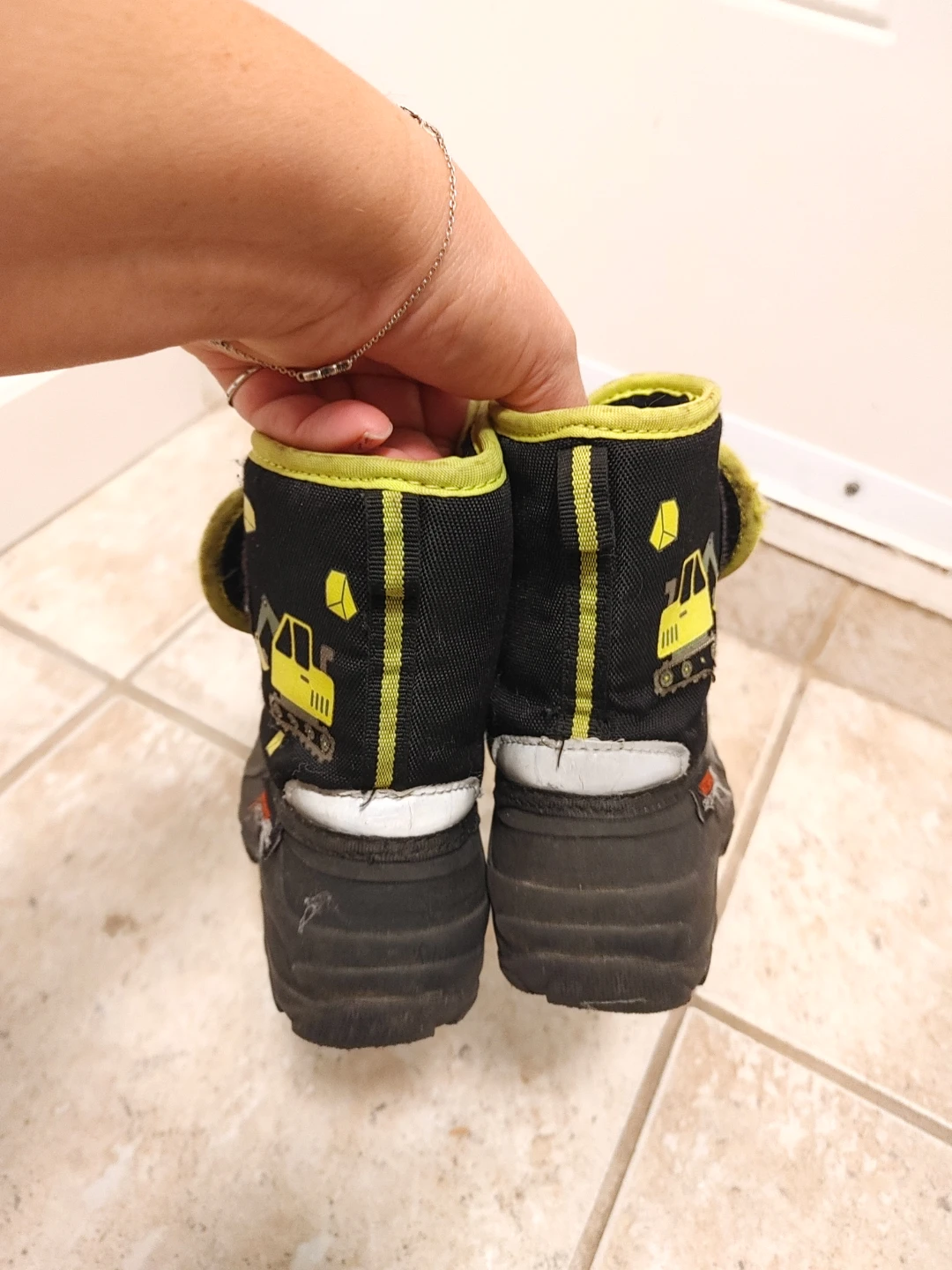 Kids Excavator Winter Boots Size 9 - photo 3