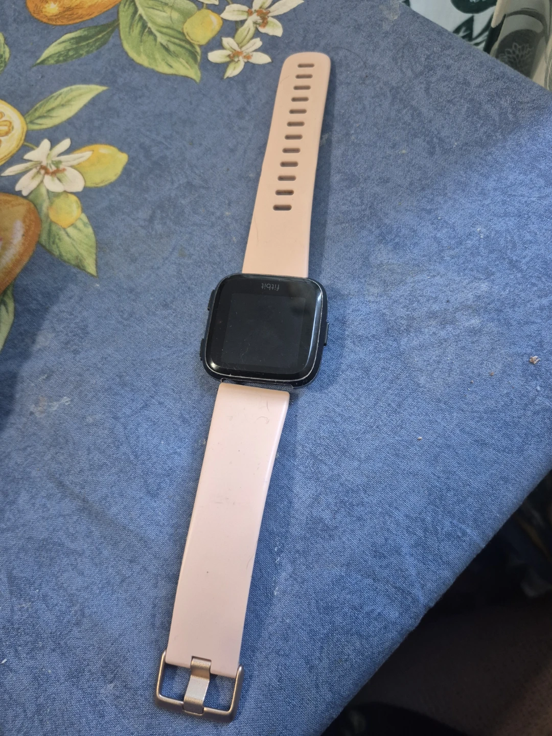Fitbit Versa Smartwatch