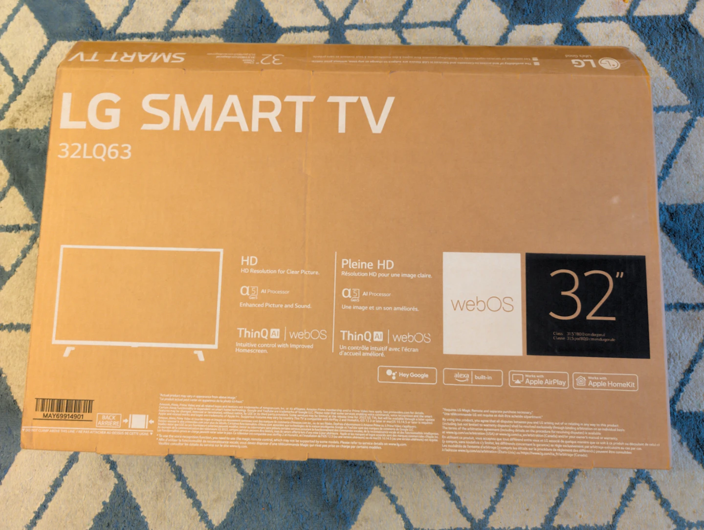 LG 32" Smart TV (32LQ63) - photo 2