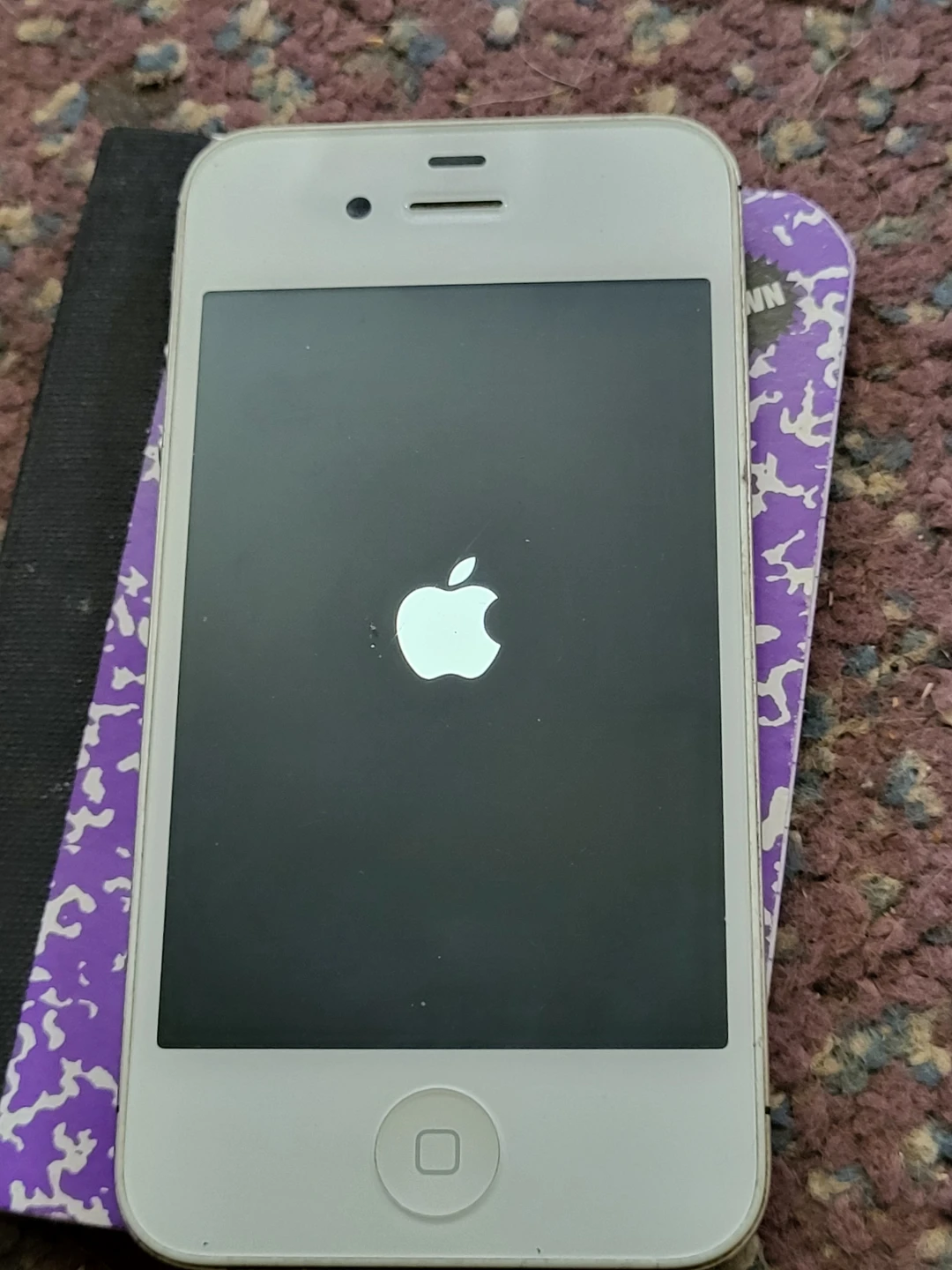 Apple iPhone 4 White
