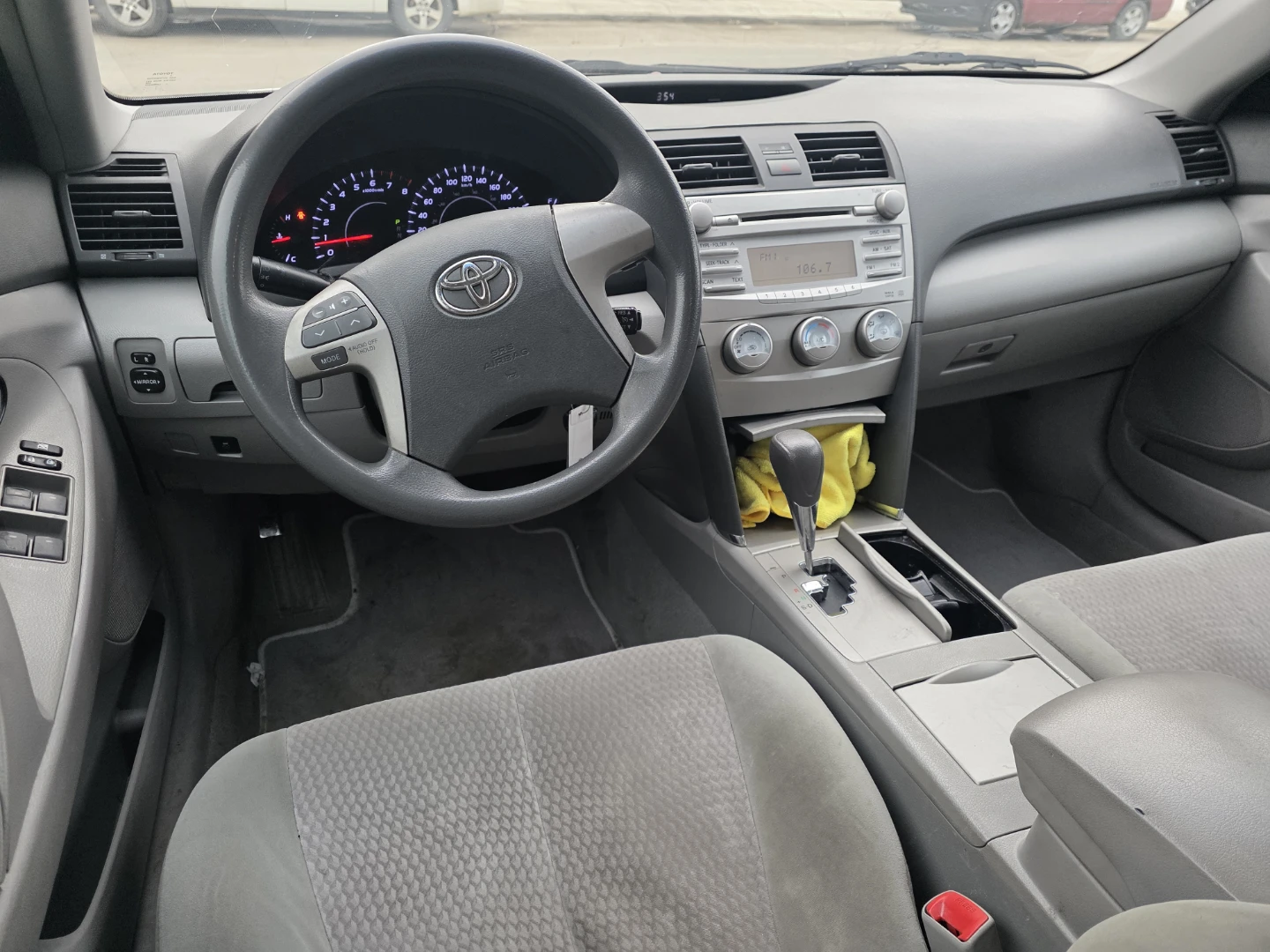 2011 Toyota Camry - photo 5