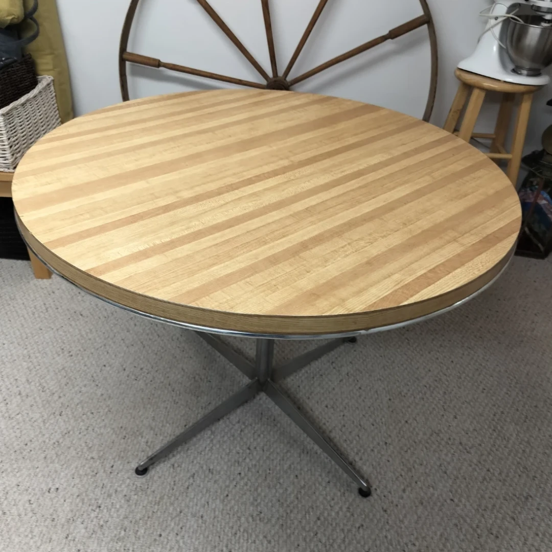 Retro Round Wooden Kitchen Table