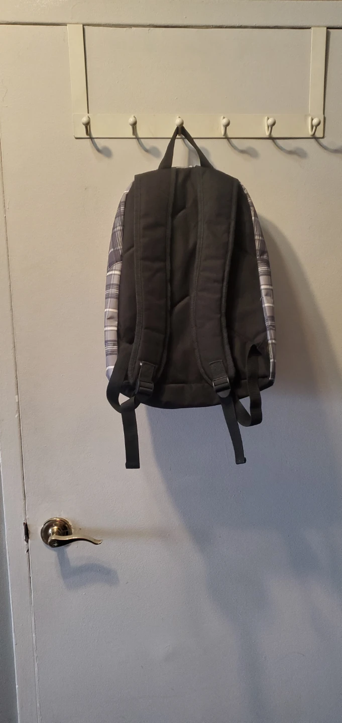 Air Walk  Backpack  New - photo 2