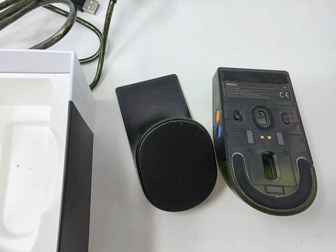 8BitDo Retro R8 Mouse - photo 3