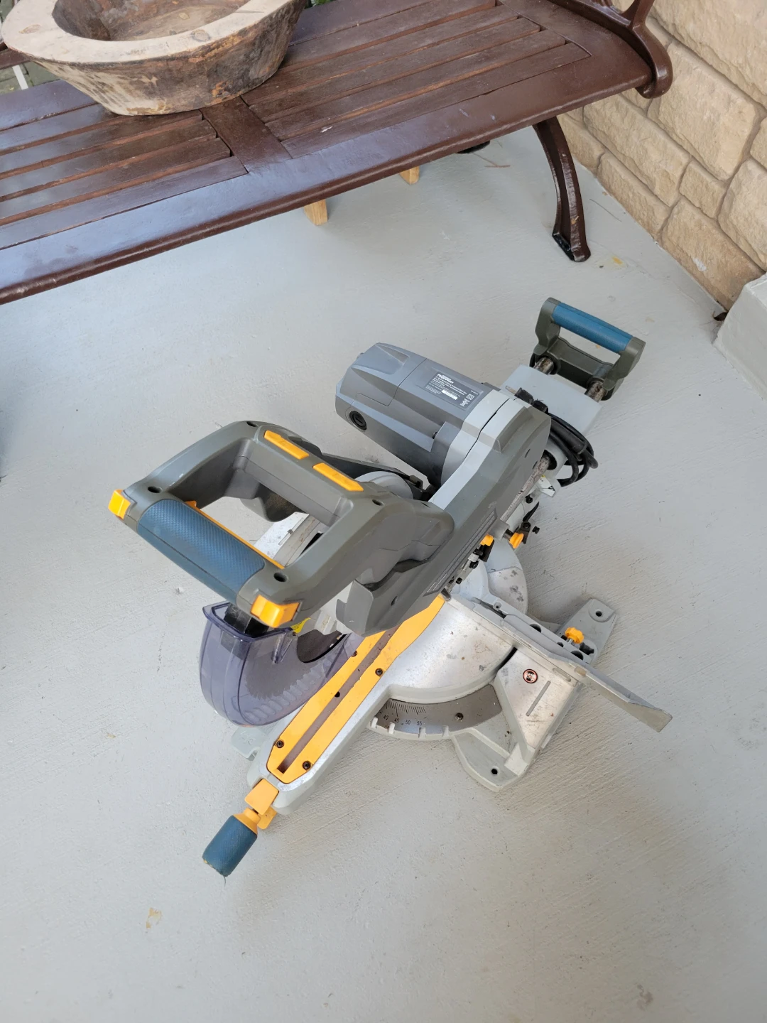 Mastercraft Maximum 10"  Sliding laser Mitre Saw - photo 5