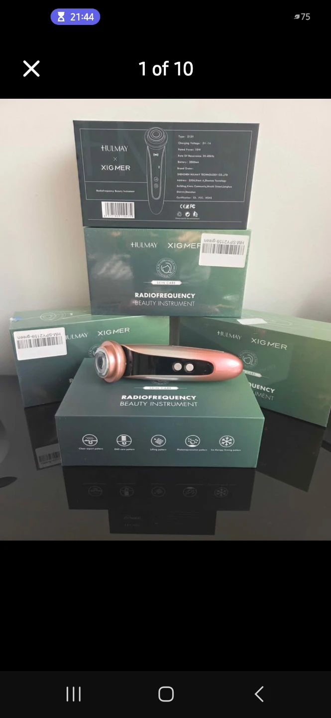 1 Left Facial Beauty Device with ❤️💙 Light, Photon and EMS Modes