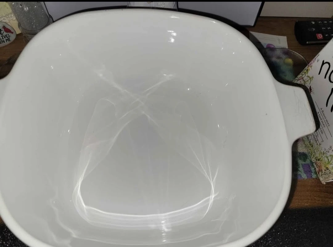 Vintage Corning Ware 10 Cup Casserole Dish - photo 4