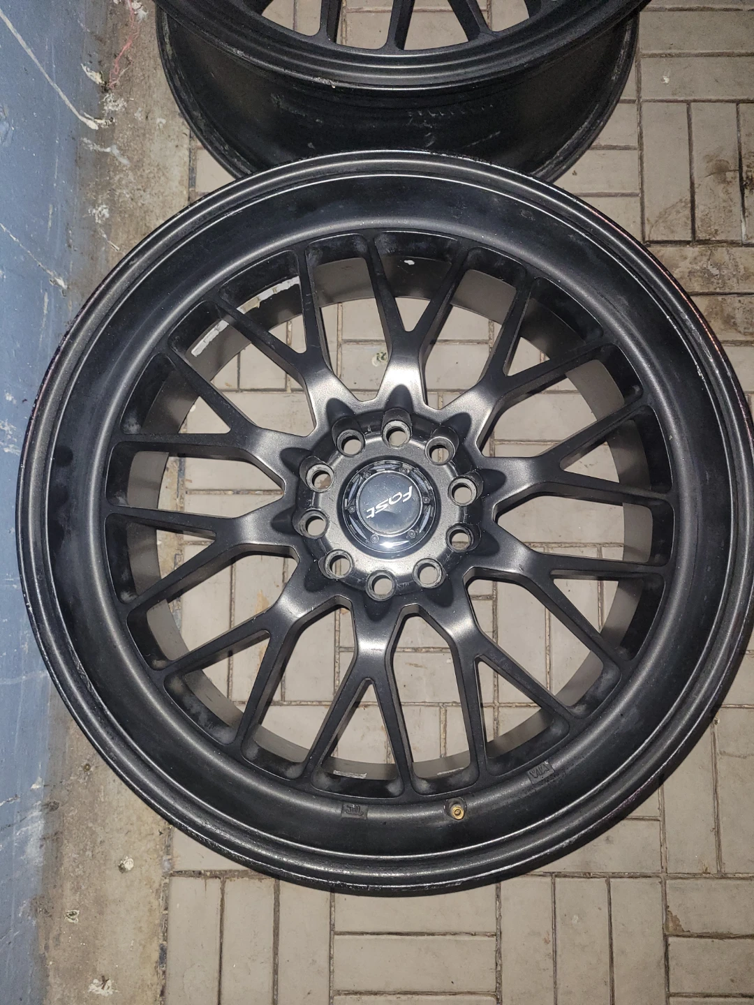 18x8 fast rims et 35 5x114.3 & 5x100 no bend no scratch