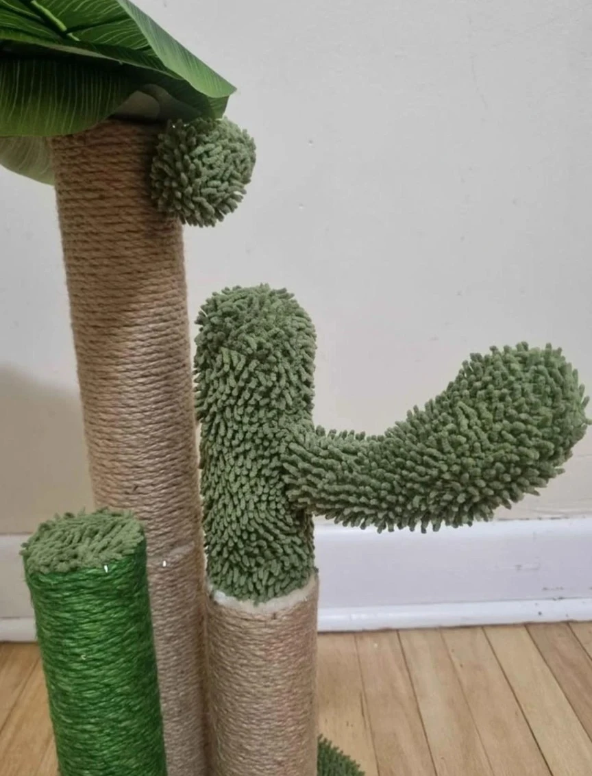 Cat Scratching Post - photo 3