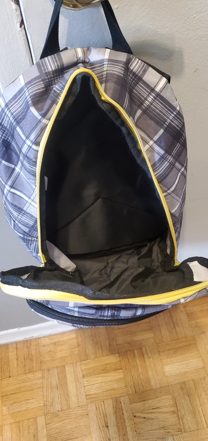 Air Walk  Backpack  New - photo 3