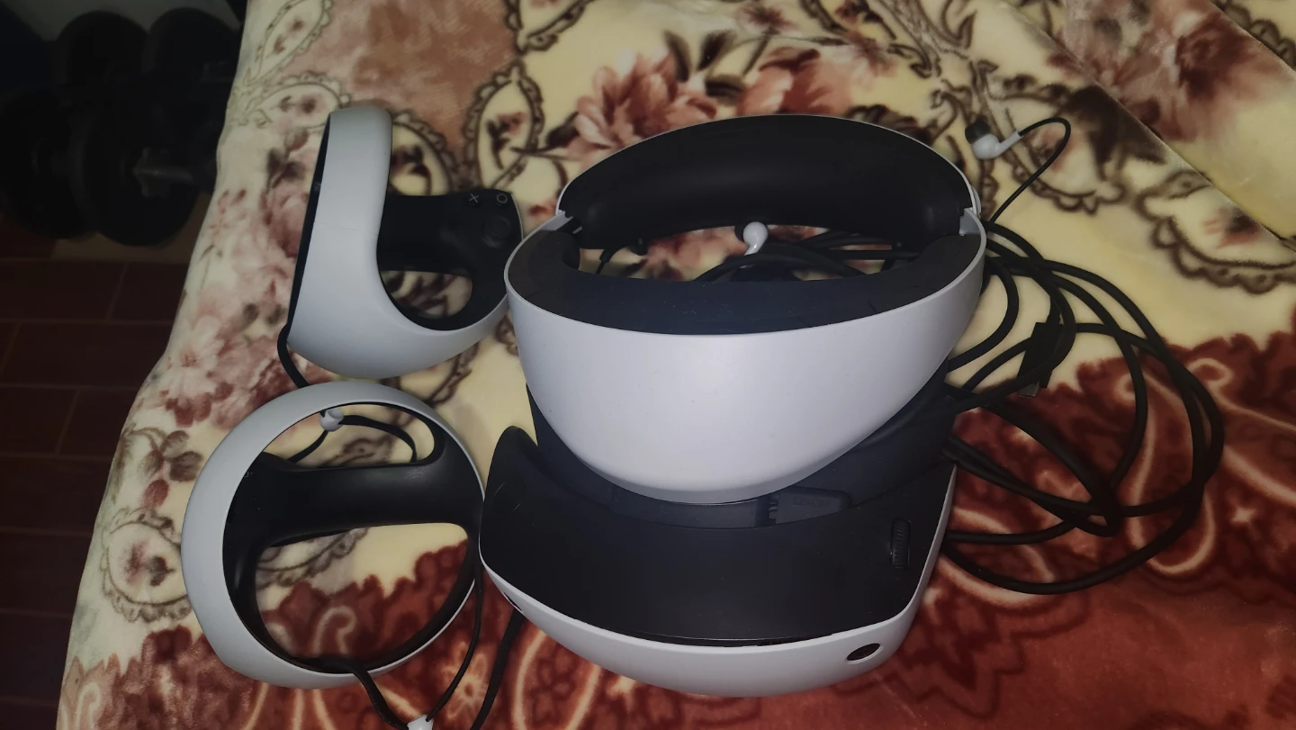 PlayStation VR2 Headset and Controllers - photo 2