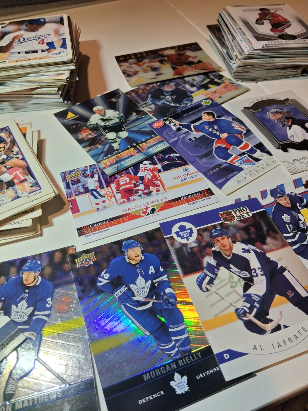 Assorted Vintage and Modern Sports Card Collection - photo 5