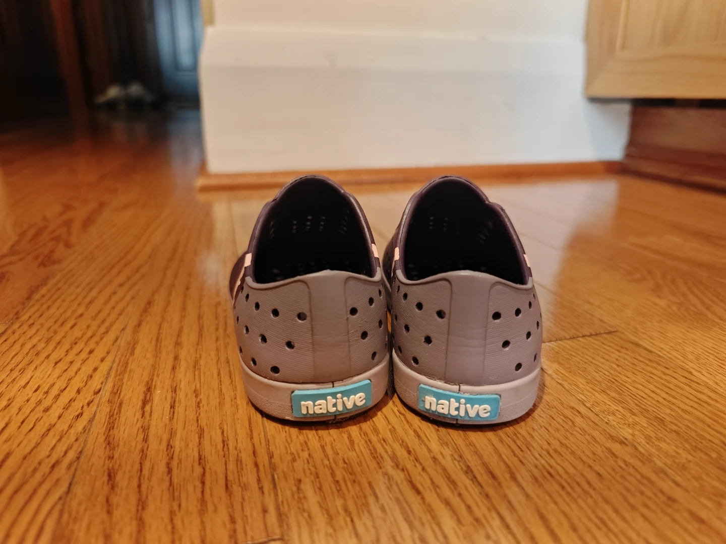 Toddler Native Shoes Size 9c - photo 2
