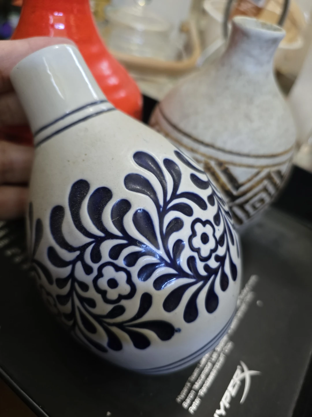 Set of 4 Small Decorative Vases - photo 4