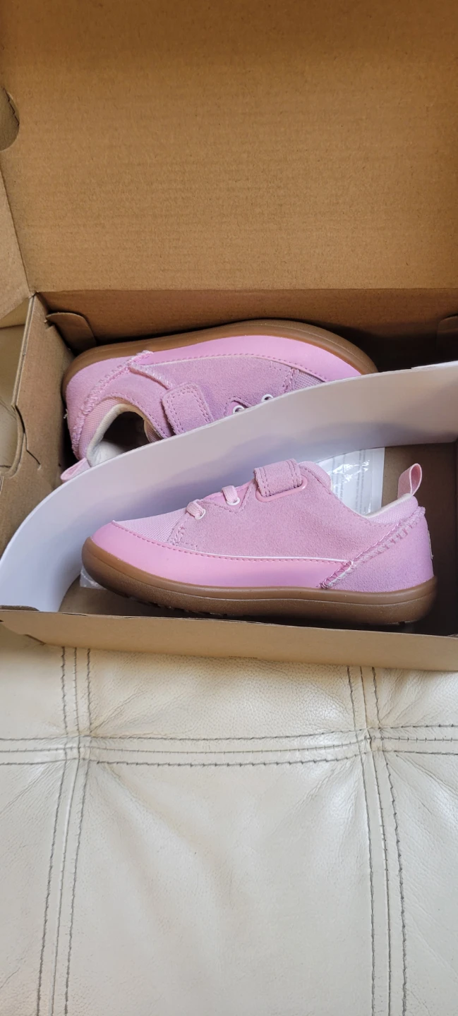 UGG T Adventurer Sneakers Size 10
