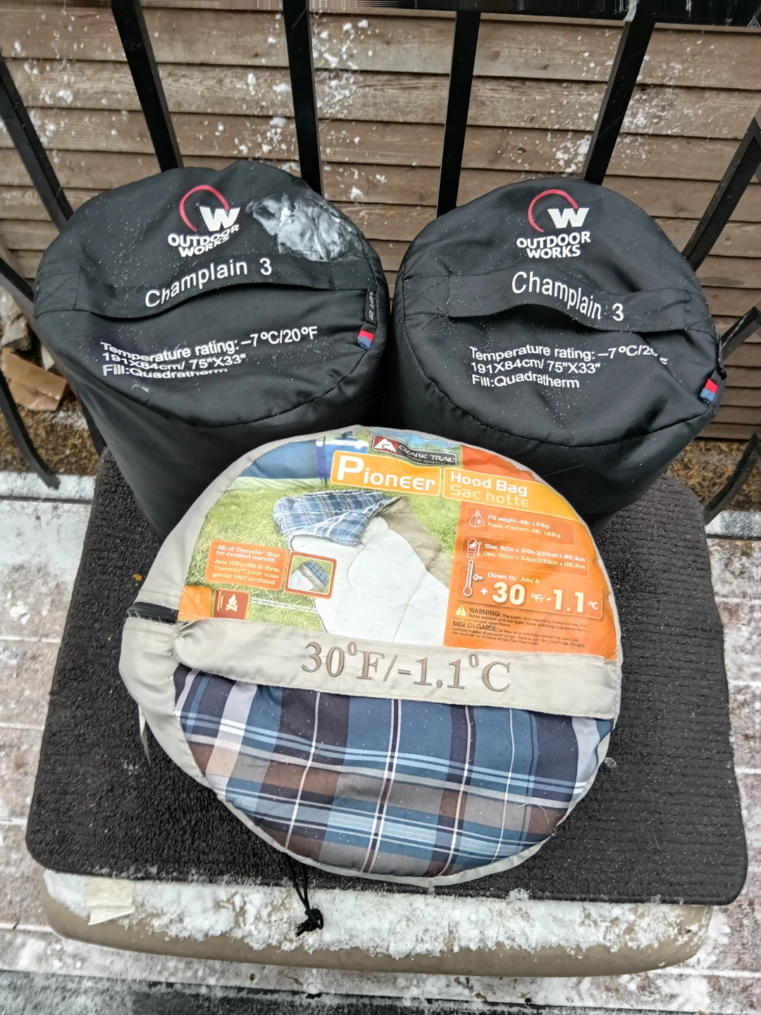 Three Sleeping Bags READ DESCRIPTION ON DETAILS - photo 2
