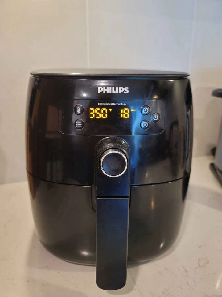 Philips Airfryer with Fat Removal Technology