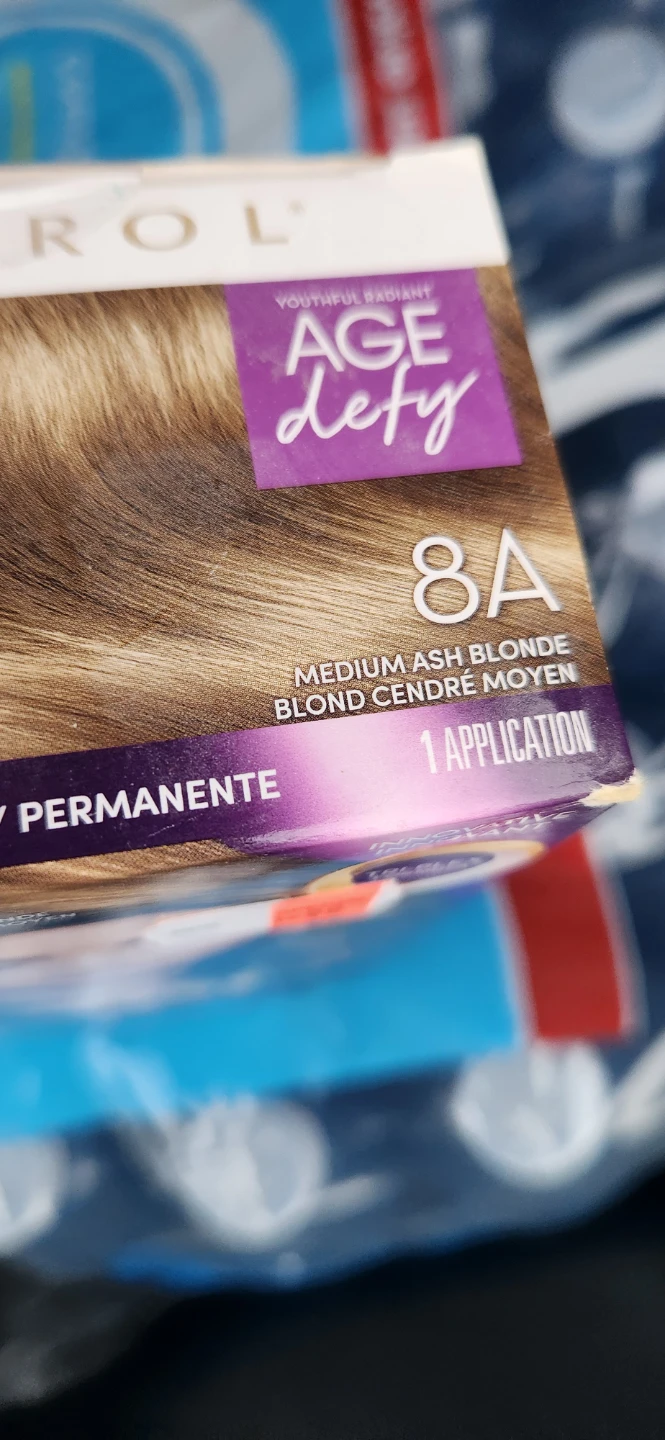 Clairol Age Defy Hair Colour - 8A Medium Ash Blonde