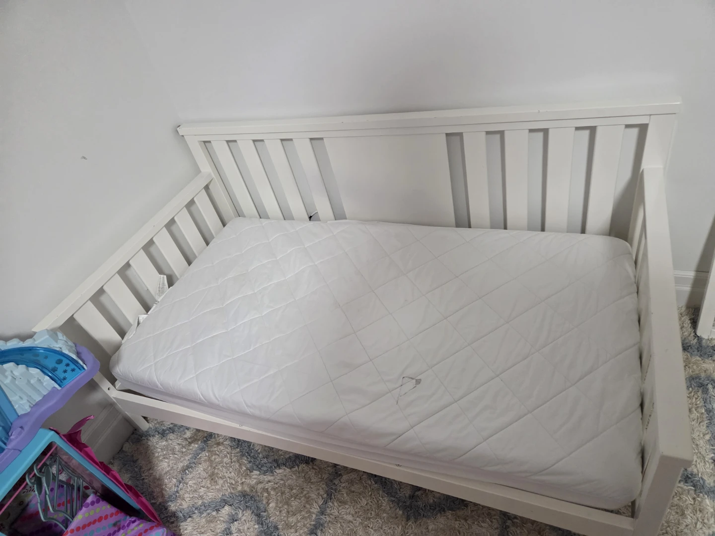White Toddler Daybed with Mattress