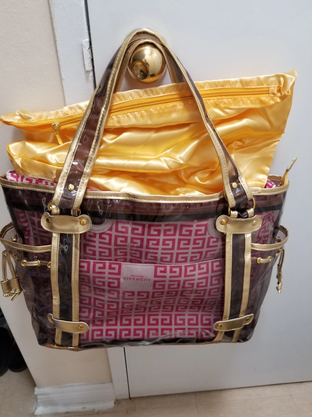 Parfums Givenchy Clear and Pink Tote Bag - photo 3