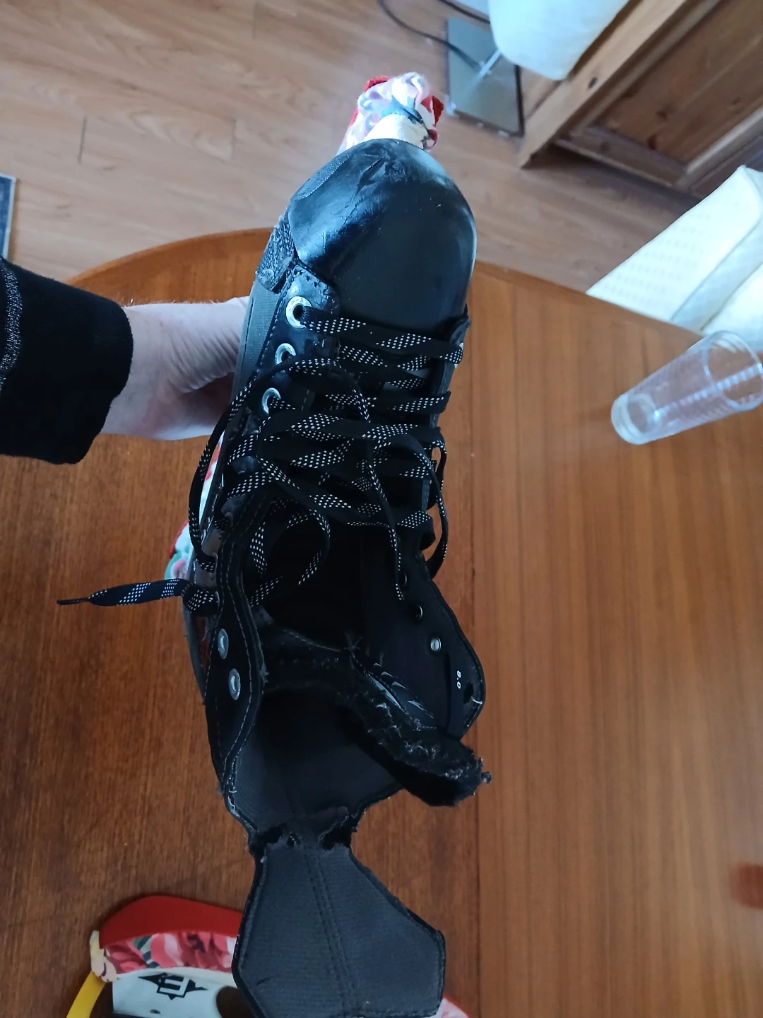 Easton EQ2 Hockey Skates - photo 5