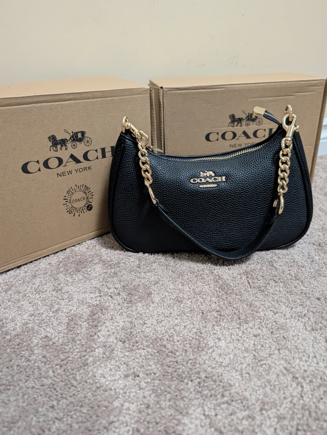 Coach Black Pebble Leather Shoulder Bag - photo 2