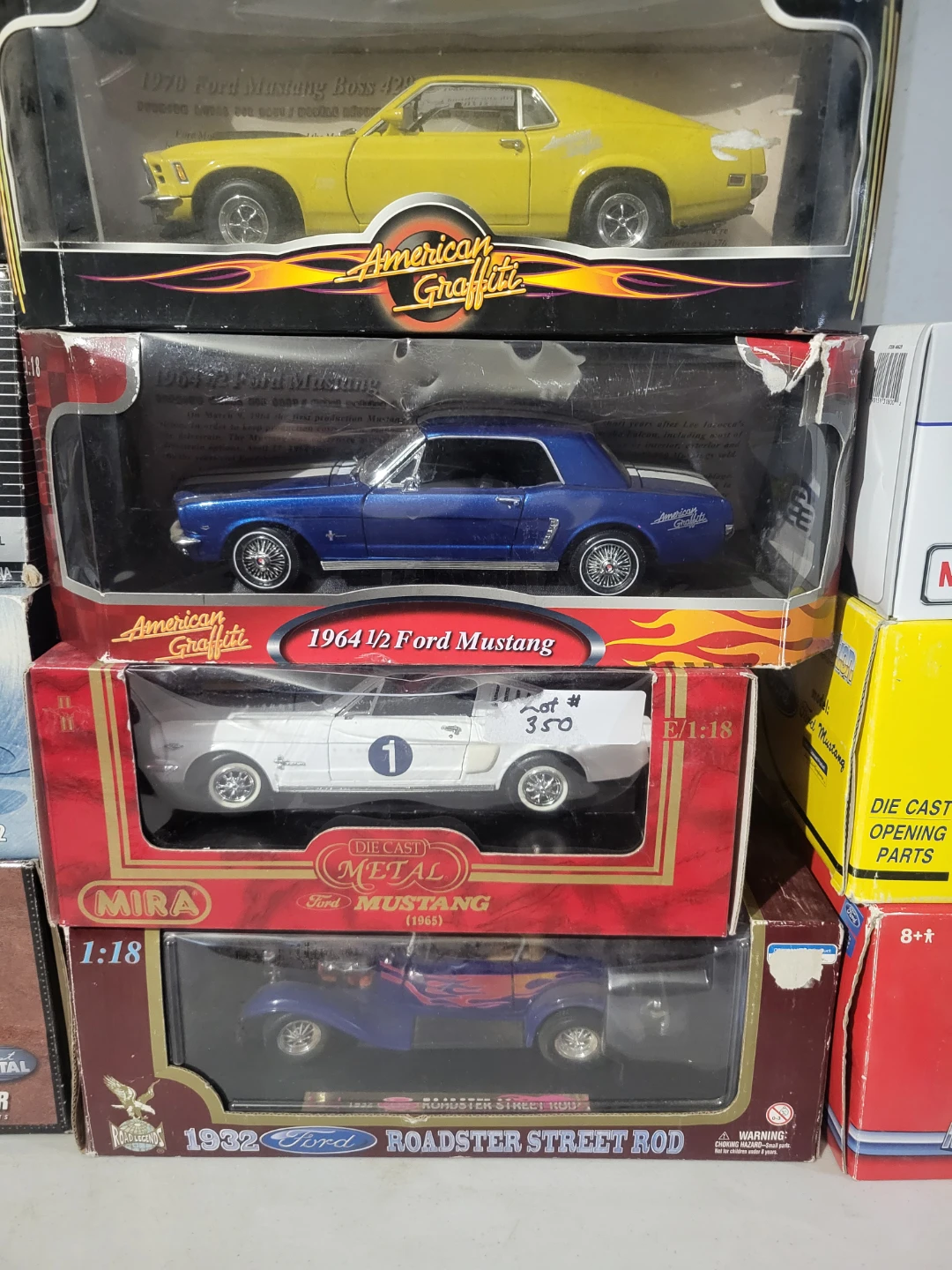 Assorted 1:18 Scale Diecast Model Cars add #1 - photo 5