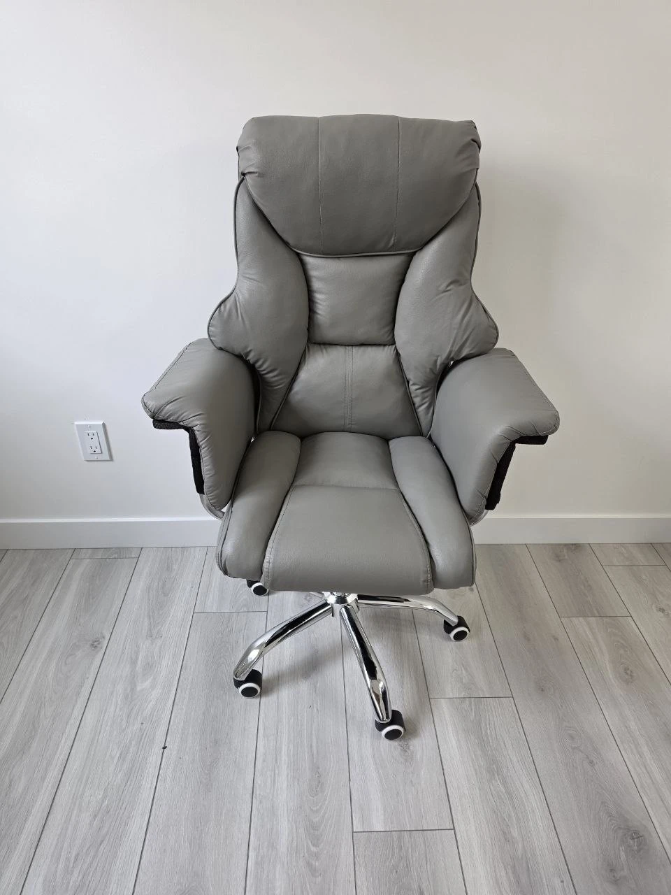 Ergonomic Office Chair with High-Density Foam