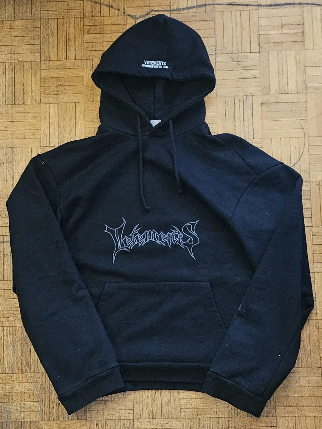 Vetements 2016 OG Metal Logo Men's Hoodie