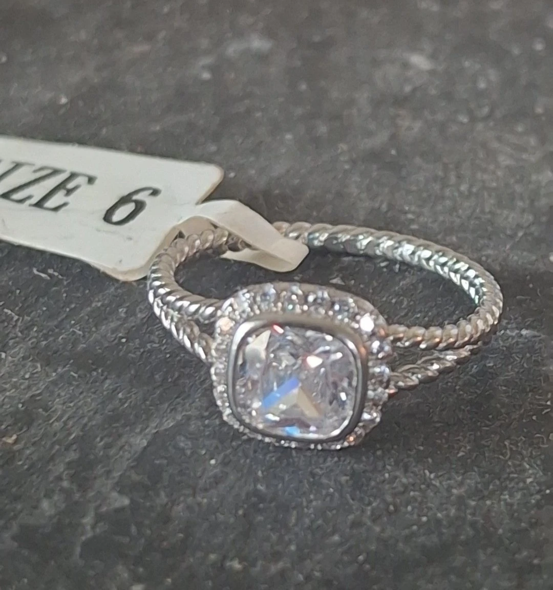 Charmed Aroma Size 6 Ring