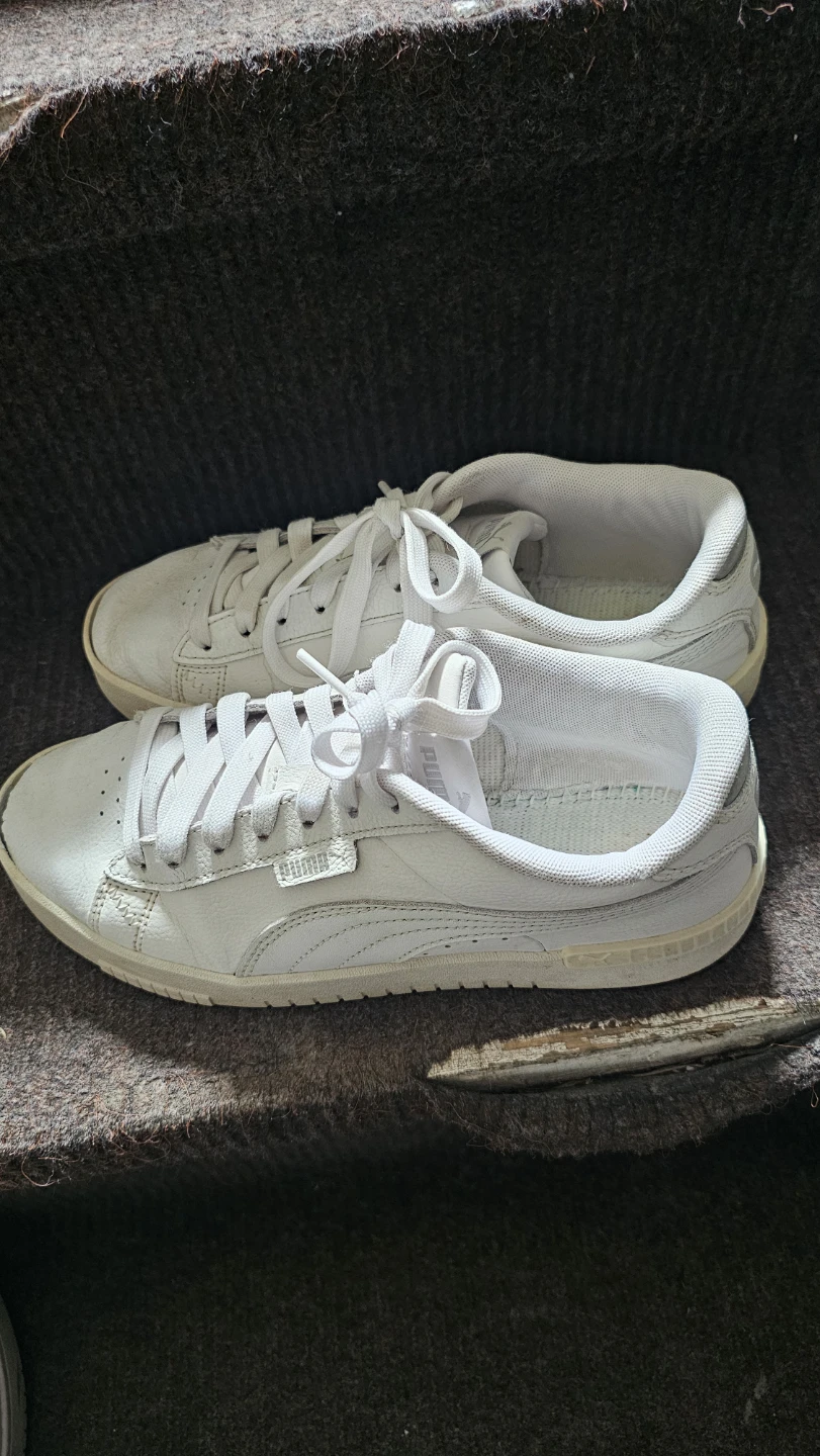 Puma Women's White Sneakers - photo 2