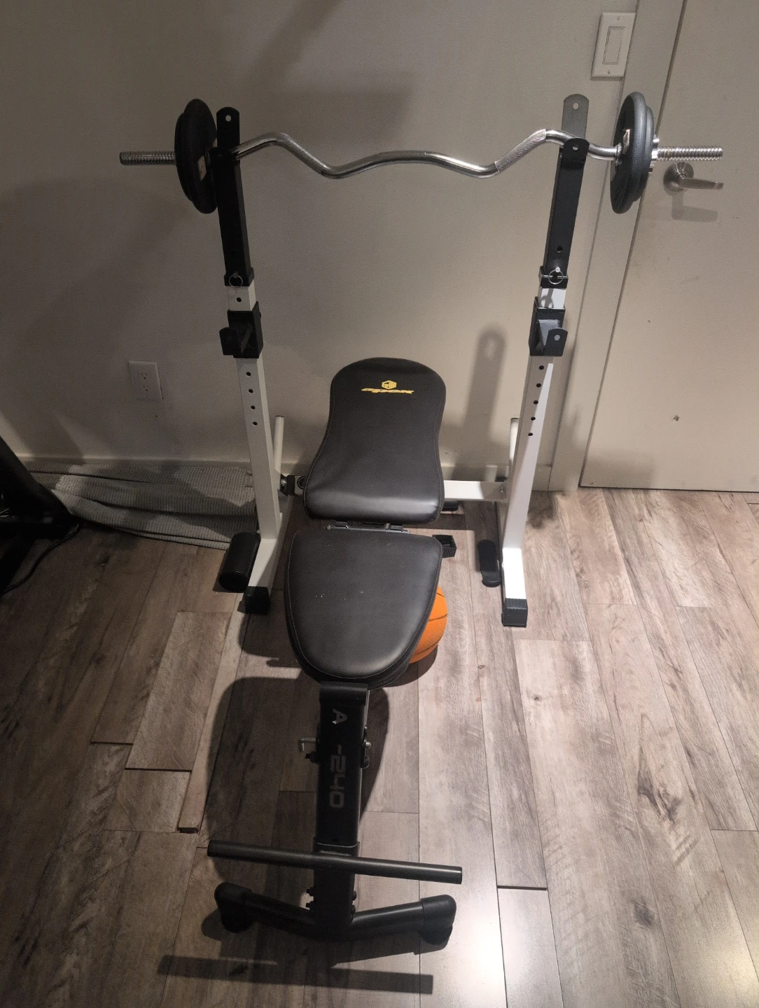 Apex A-240 Weight Bench Set