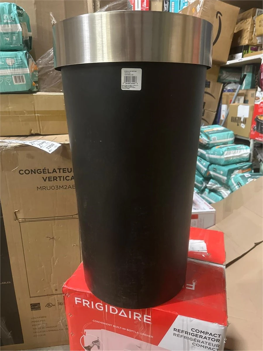 Umbra 62.5L Waste Can - photo 4