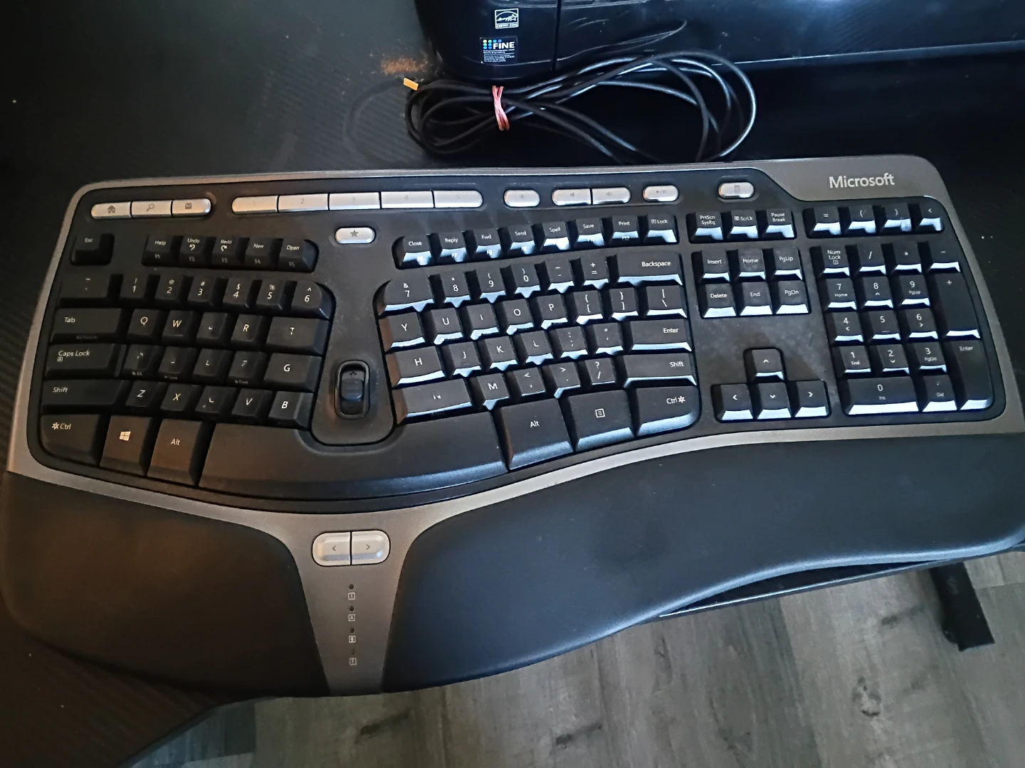 Microsoft Natural Ergonomic Keyboard 4000