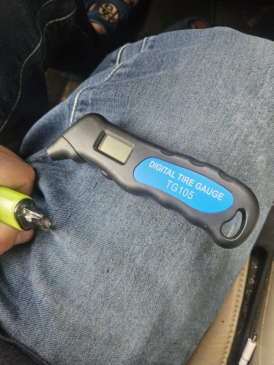 Digital Tire Gauge TG105
